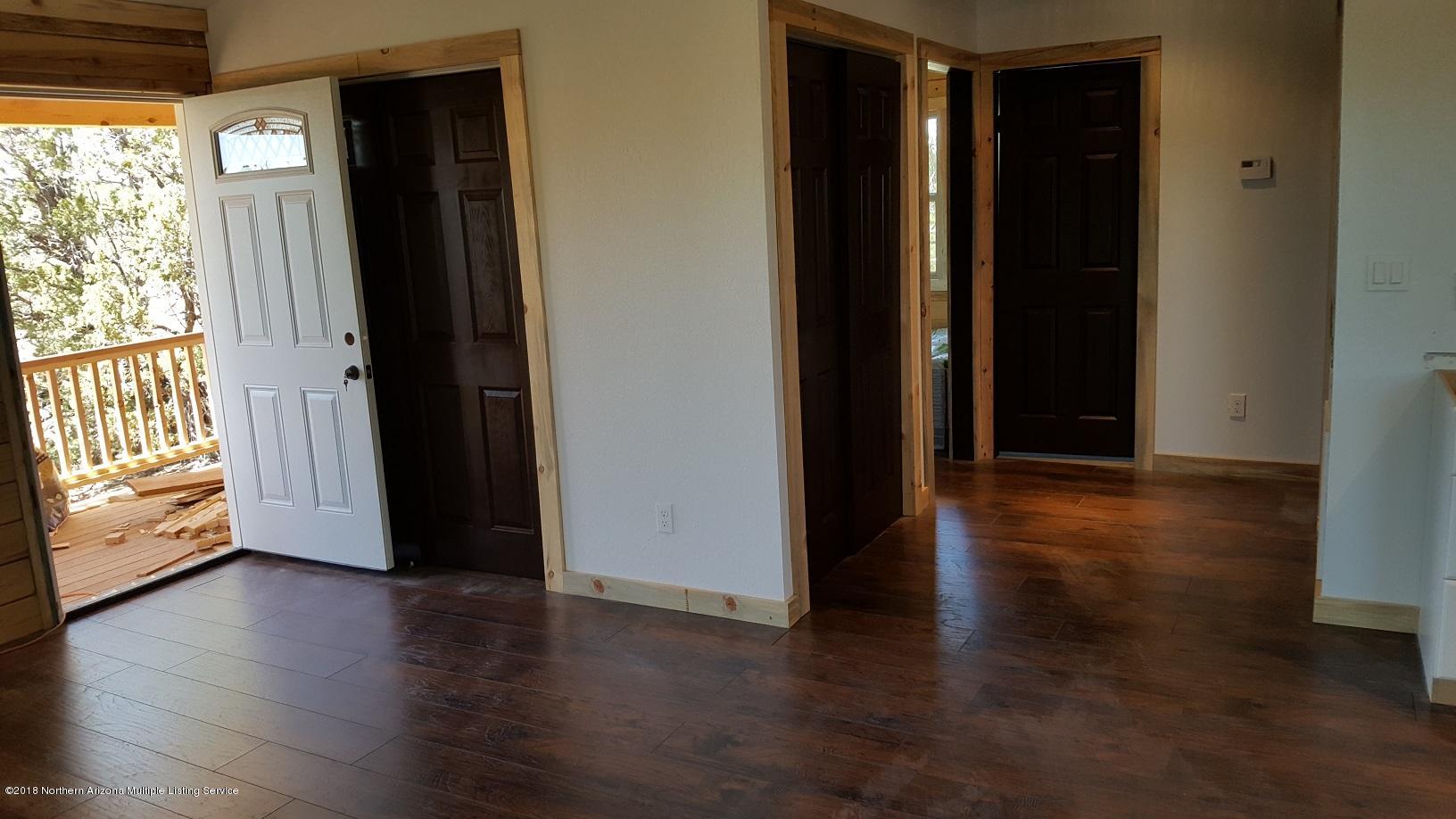 6668 North Santa Fe Road Williams, AZ 86046 - Photo 16 of 49 20180603_140448