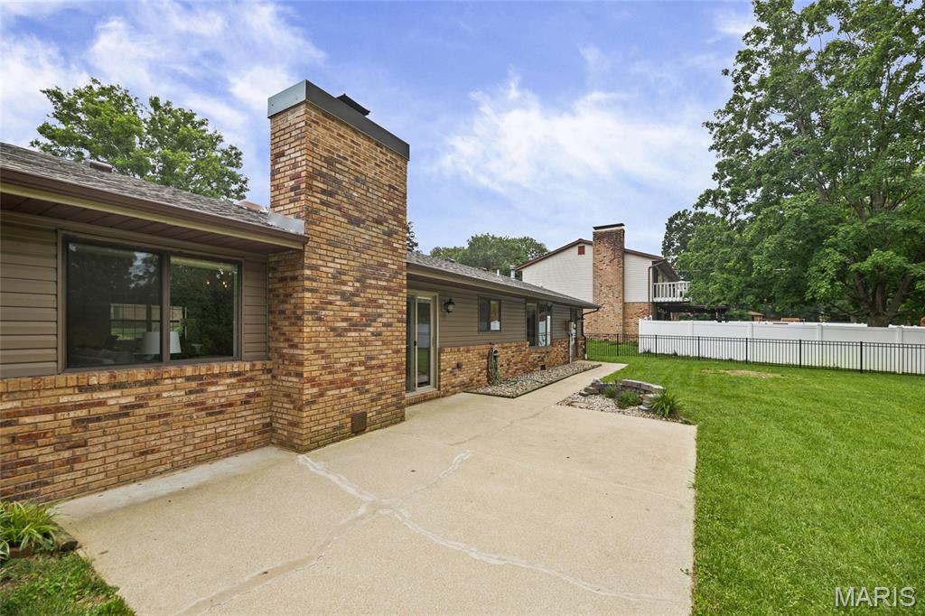 803 Indian Springs Road O'Fallon, IL 62269 - Photo 8 of 46