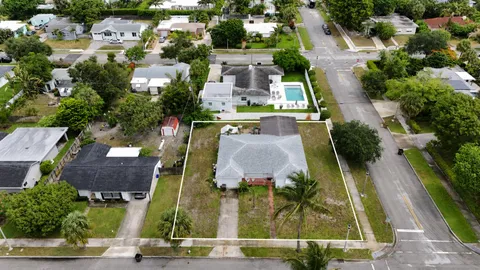 $1,495,000 | 325 Franklin Road, West Palm Beach, FL 33405