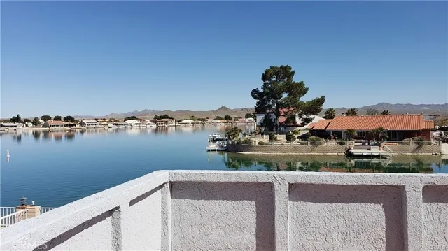 $2,900 | 27609 Silver Lakes Parkway, Helendale, CA 92342