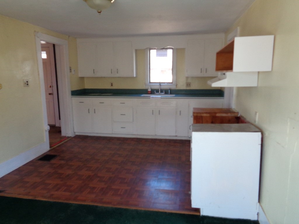 36 Pleasant Street Walpole, NH 03608 - Photo 10 of 25 Gallery Image 10