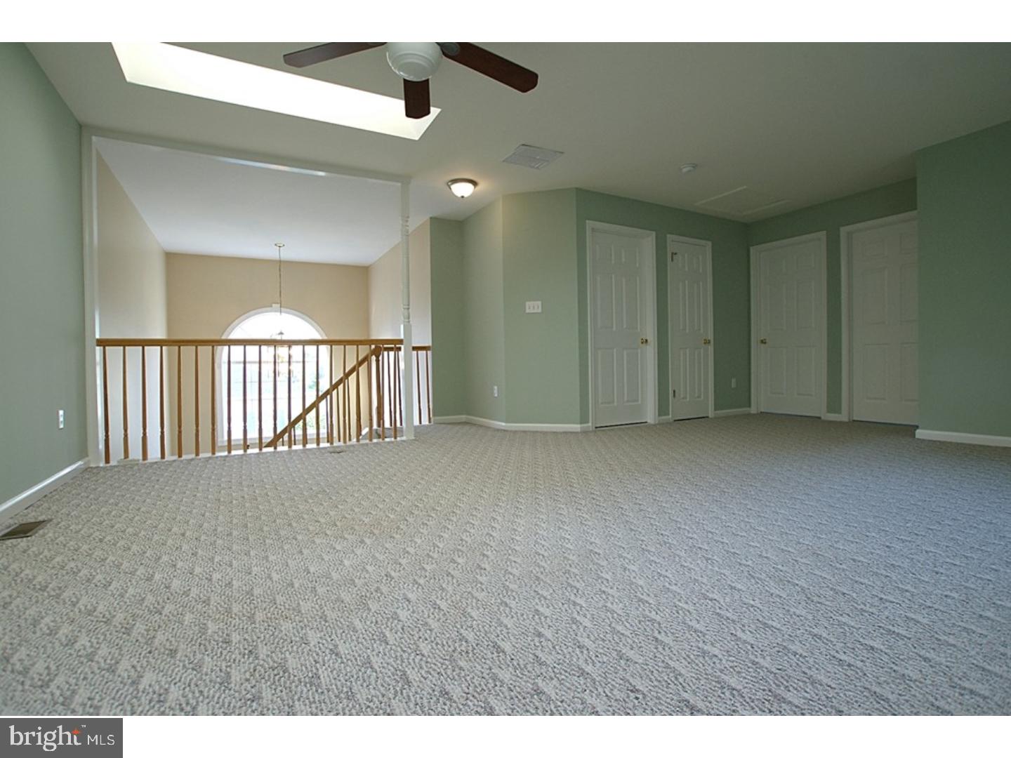 7 Windingbrook Road Bordentown, NJ 08505 - Photo 11 of 25 Family Room