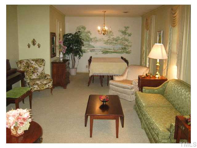 2052 Cooper Road Graham, NC 27253 - Photo 2 of 12 Gallery Image 2