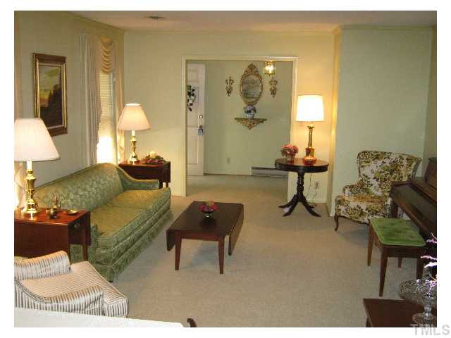 2052 Cooper Road Graham, NC 27253 - Photo 7 of 12 Gallery Image 7