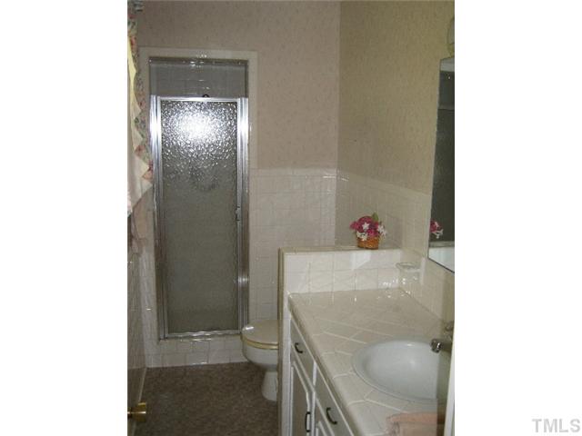 2052 Cooper Road Graham, NC 27253 - Photo 10 of 12 Gallery Image 10