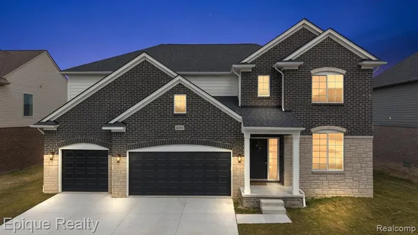 $724,900 | 24603 Callaway Drive, Macomb, MI 48042