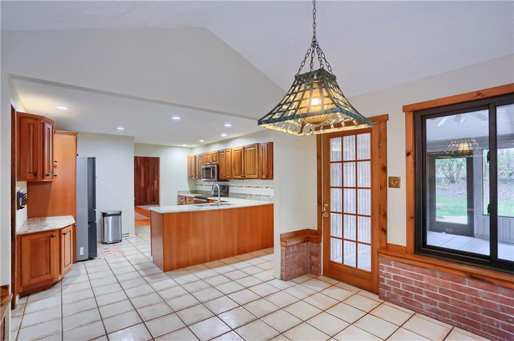 392 McKinley Road Beaver Falls, PA 15010 - Photo 13 of 35