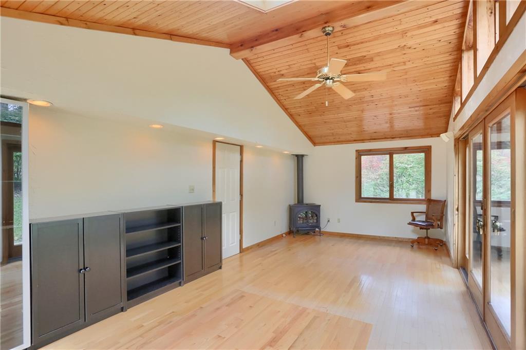 392 McKinley Road Beaver Falls, PA 15010 - Photo 32 of 35