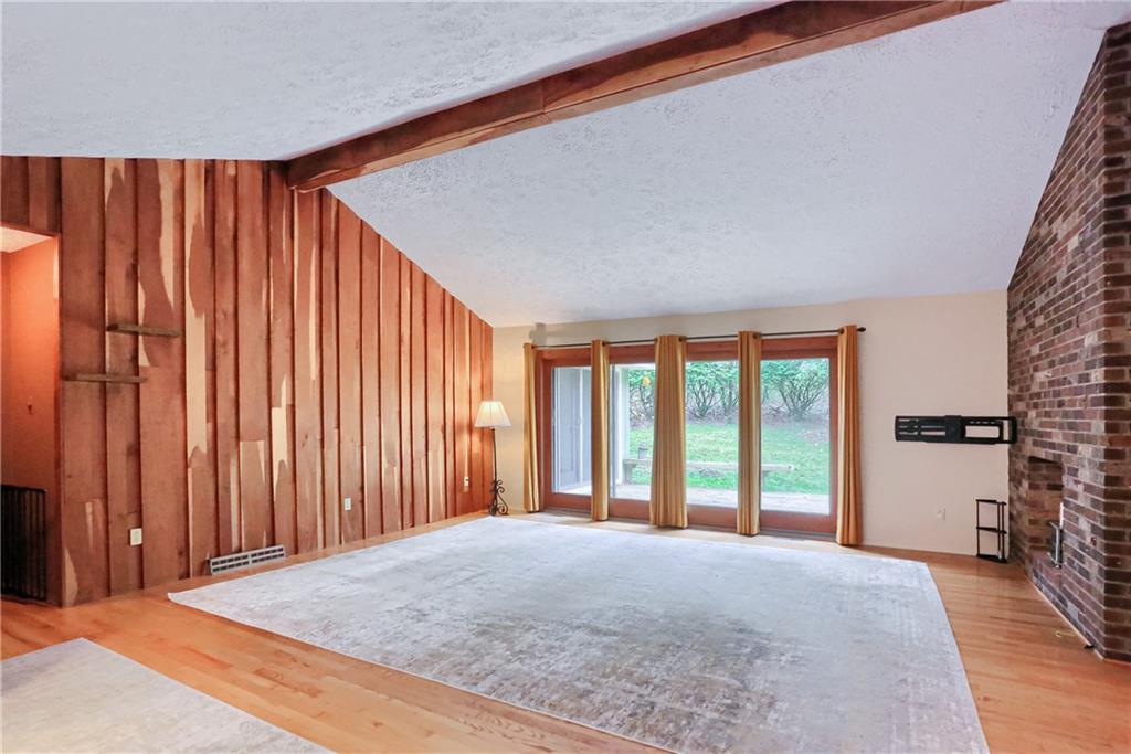 392 McKinley Road Beaver Falls, PA 15010 - Photo 8 of 35