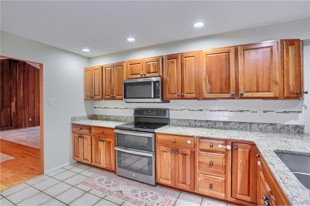 392 McKinley Road Beaver Falls, PA 15010 - Photo 10 of 35