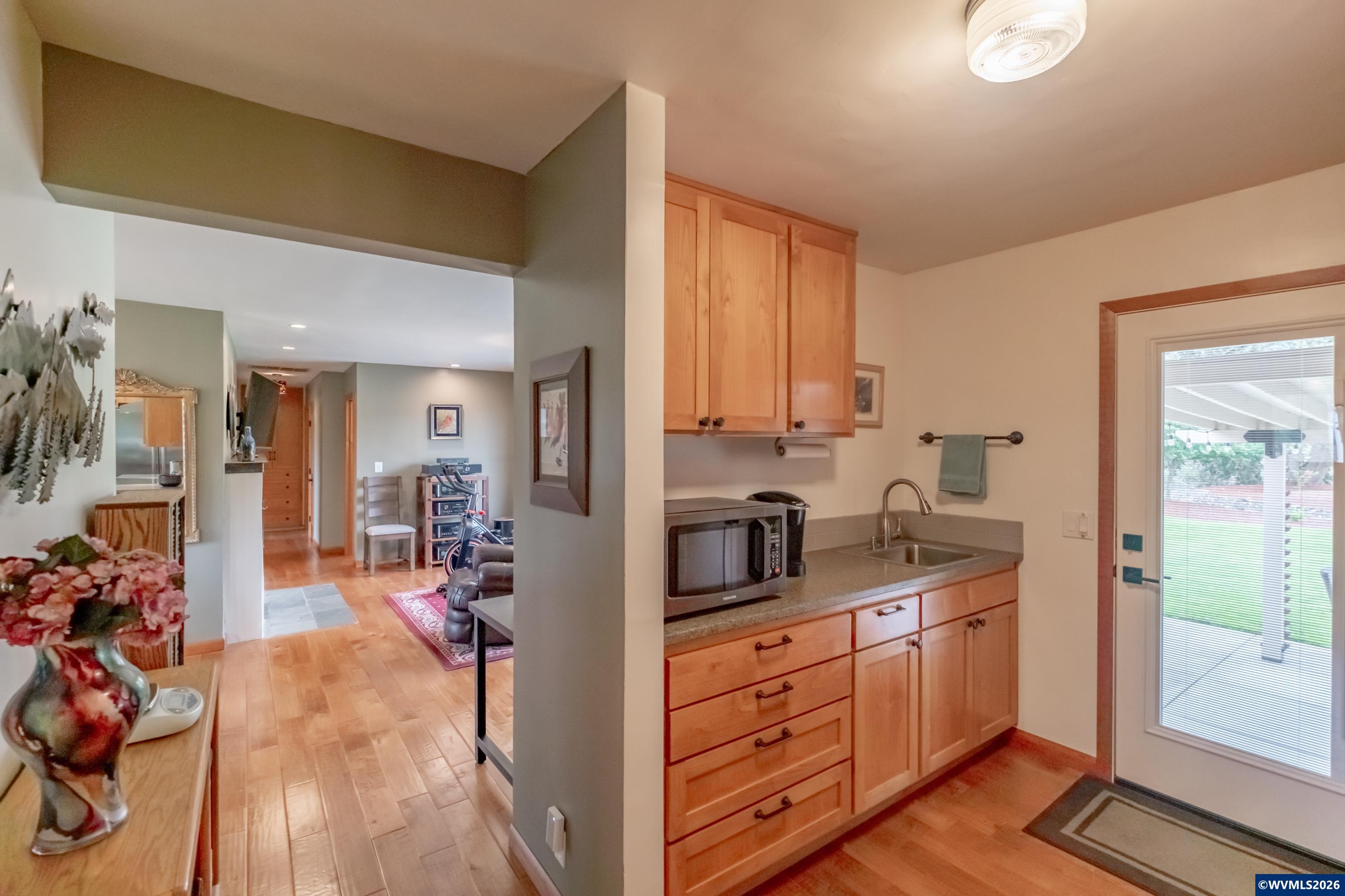 2866 Talbot Road South Jefferson, OR 97352 - Photo 18 of 50