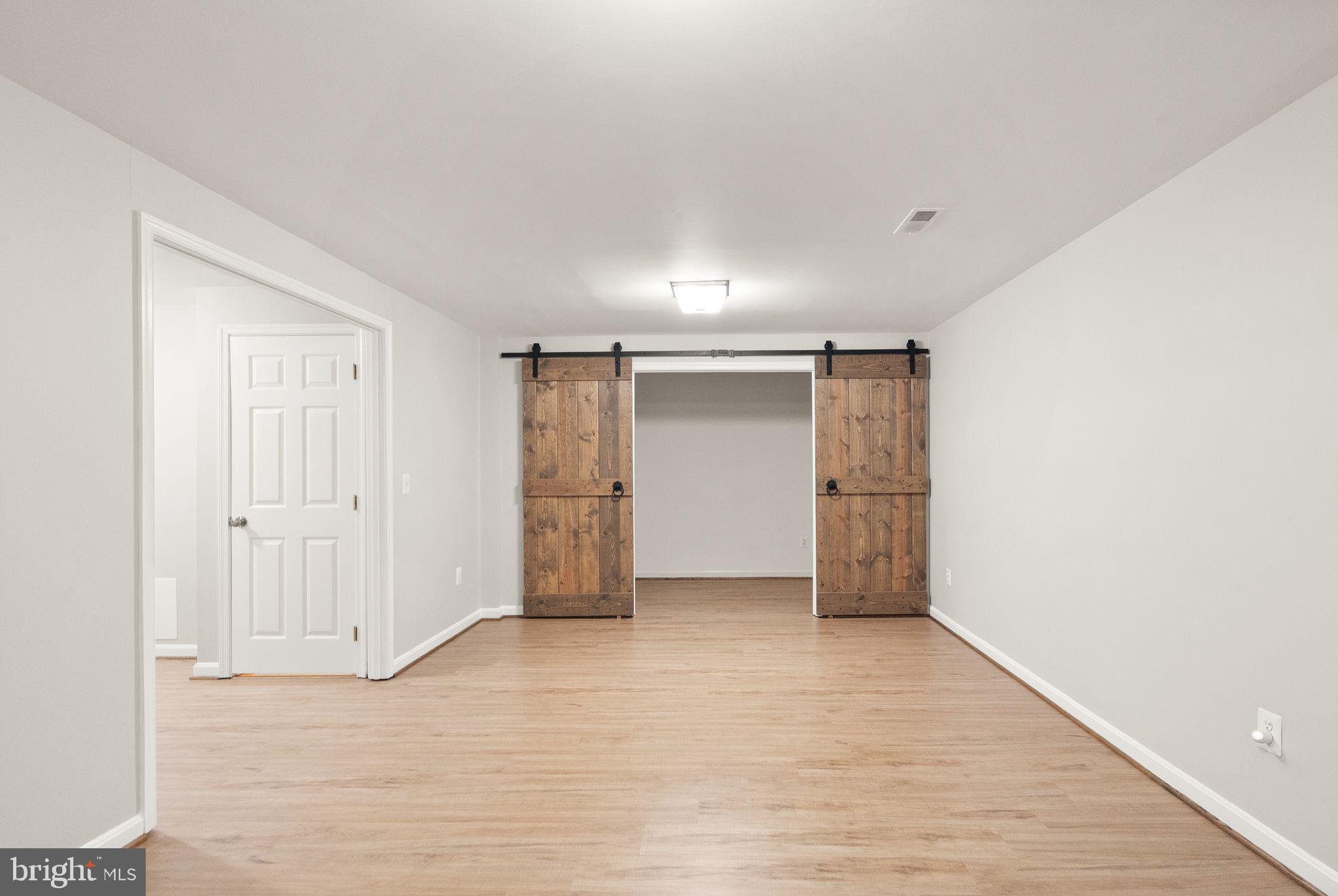 12056 Edgemere Circle Reston, VA 20190 - Photo 52 of 64