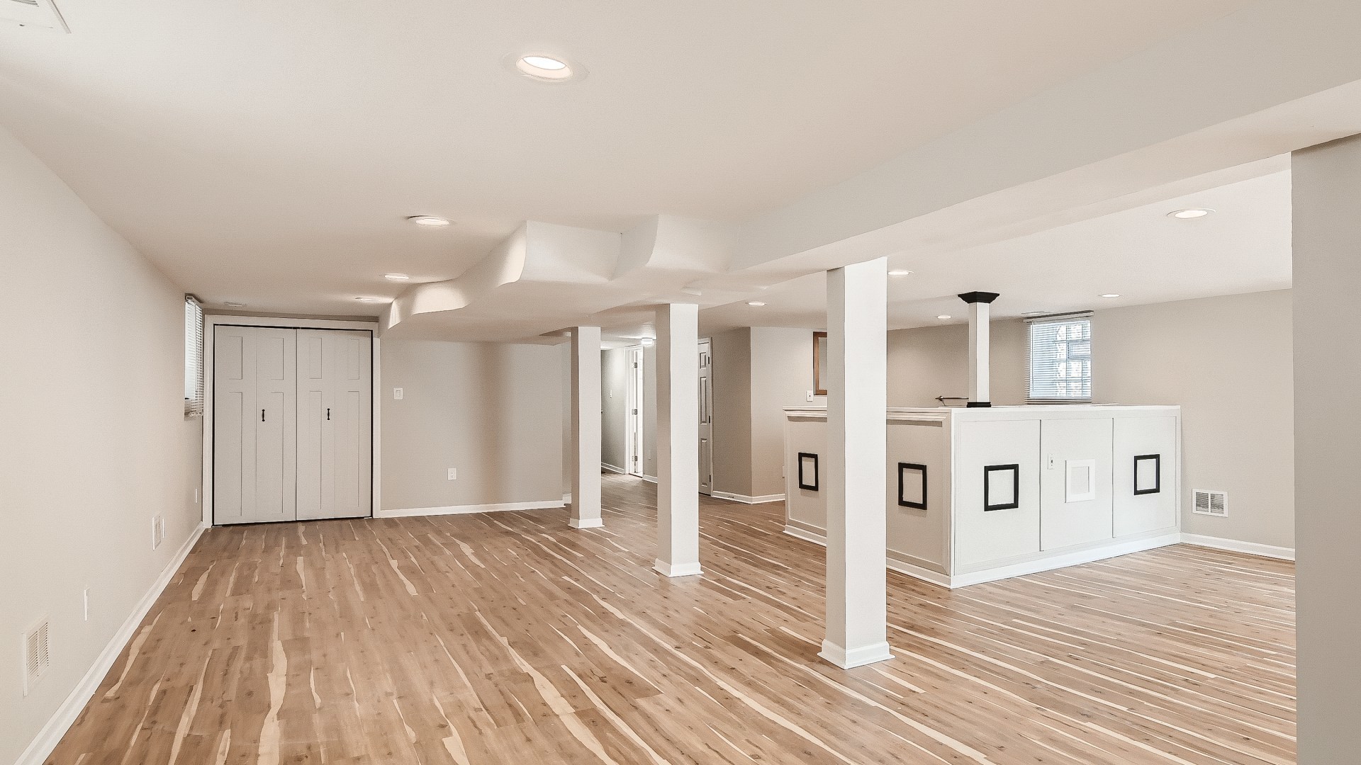 506 Pulaski Road Calumet City, IL 60409 - Photo 17 of 30 a view of a room with wooden floor