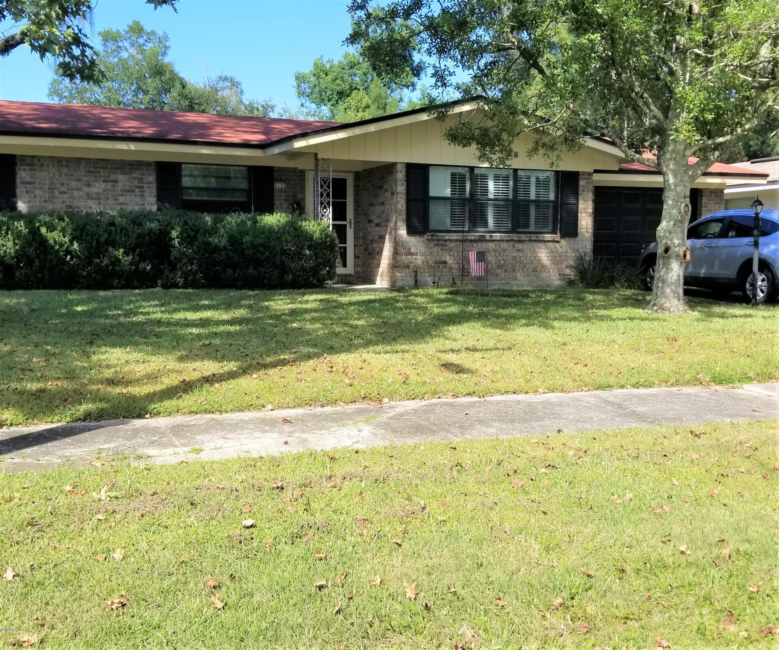 5125 Clarendon Road Jacksonville, FL 32205 - Photo 1 of 29 Front