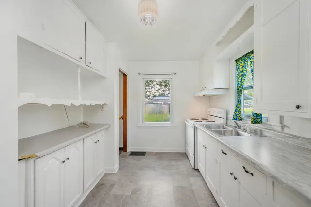 $140,000 | 906 North Prairie Avenue, Fairmont, MN 56031