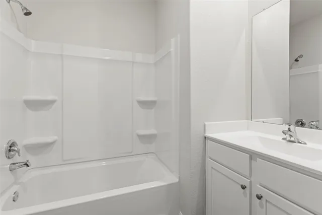 $2,370 | 8902 Ice Quartz Drive, Iowa Colony, TX 77583