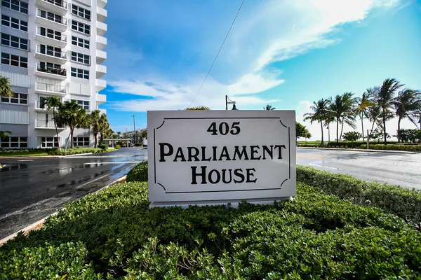$324,000 | 405 North Ocean Boulevard, Unit 809, Pompano Beach, FL 33062