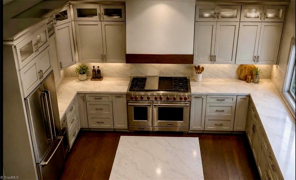 324 Banbury Road Northwest Winston-Salem, NC 27104 - Photo 2 of 11