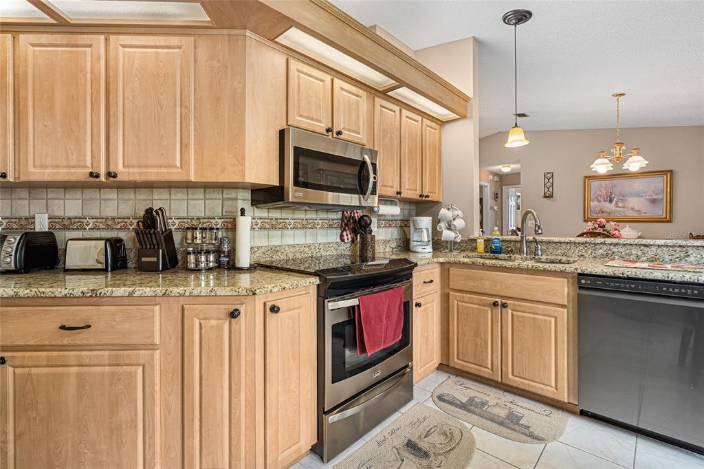 10815 Southwest 81st Court Road Ocala, FL 34481 - Photo 14 of 29 Gallery Image 14