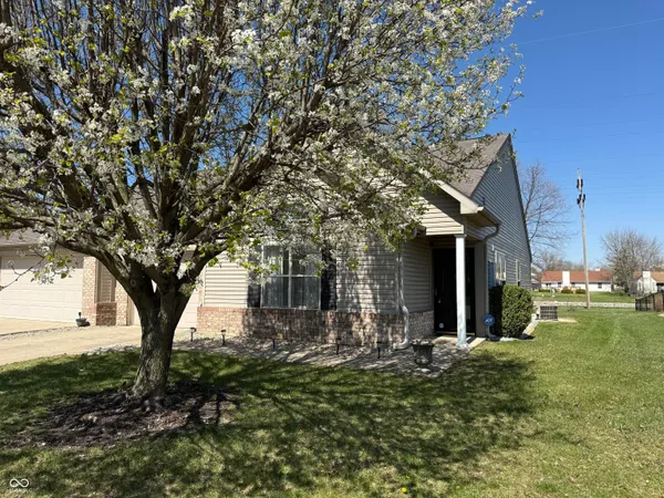 $229,900 | 6018 Riva Ridge Drive, Indianapolis, IN 46237