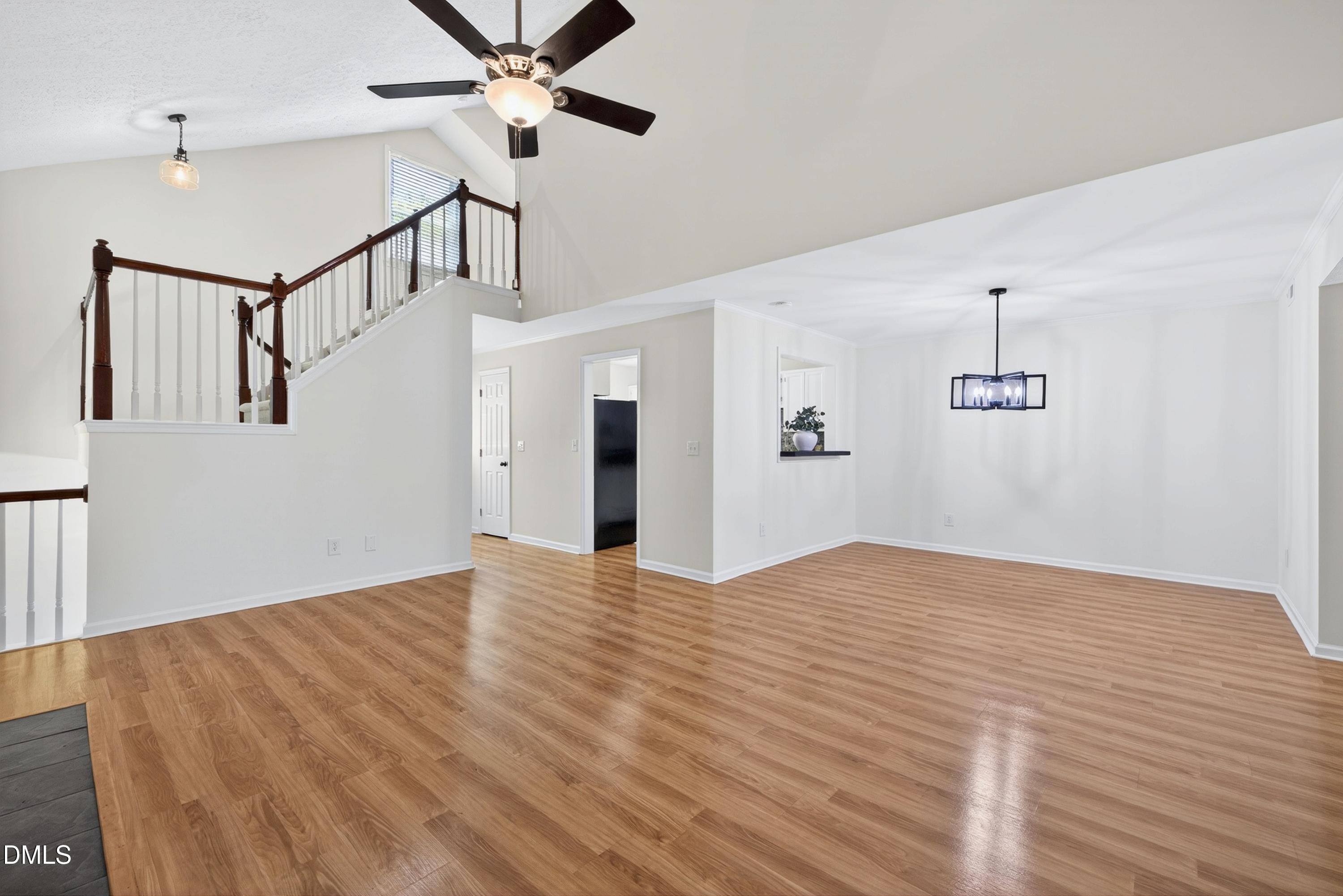 112 Broad Leaf Circle Raleigh, NC 27613 - Photo 8 of 35