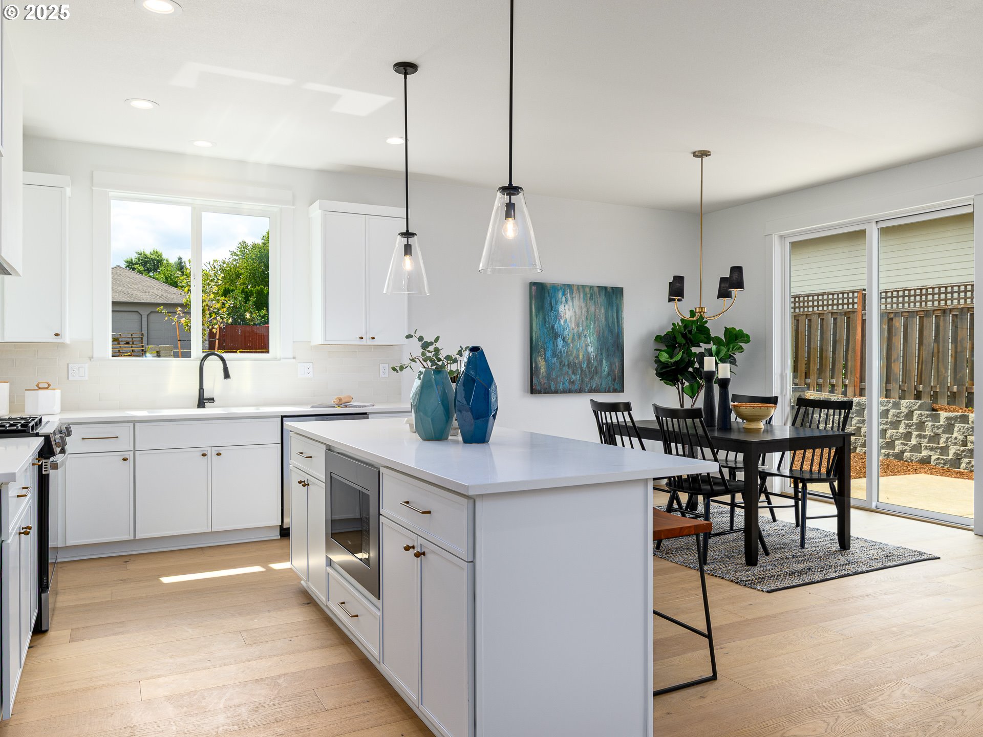 2271 Southwest Phyllis Place Gresham, OR 97080 - Photo 13 of 41