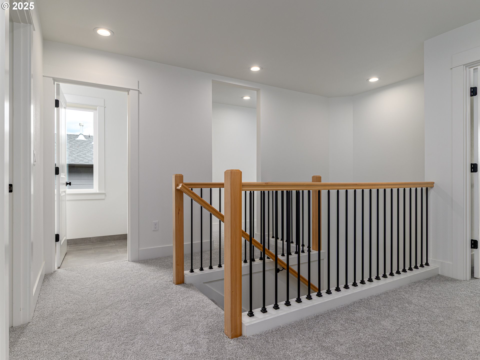 2271 Southwest Phyllis Place Gresham, OR 97080 - Photo 21 of 41