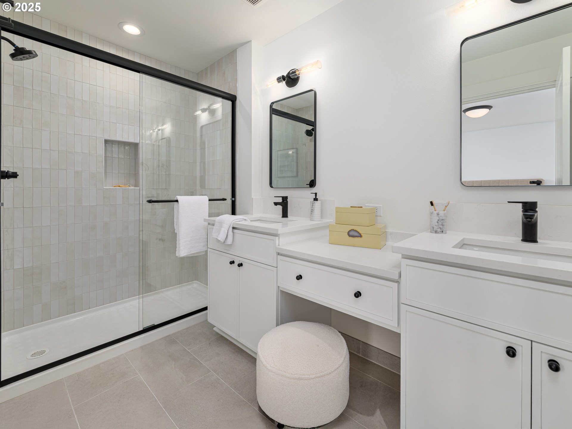 2271 Southwest Phyllis Place Gresham, OR 97080 - Photo 25 of 41