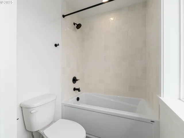 $649,900 | 2271 Southwest Phyllis Place, Gresham, OR 97080