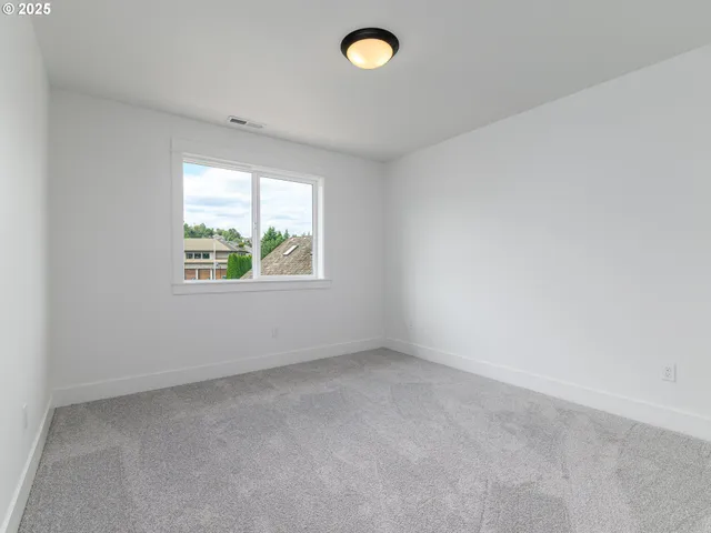 $649,900 | 2271 Southwest Phyllis Place, Gresham, OR 97080