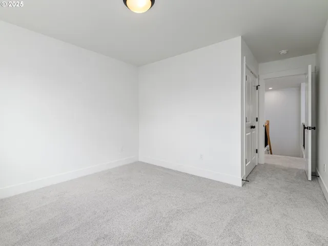 $649,900 | 2271 Southwest Phyllis Place, Gresham, OR 97080