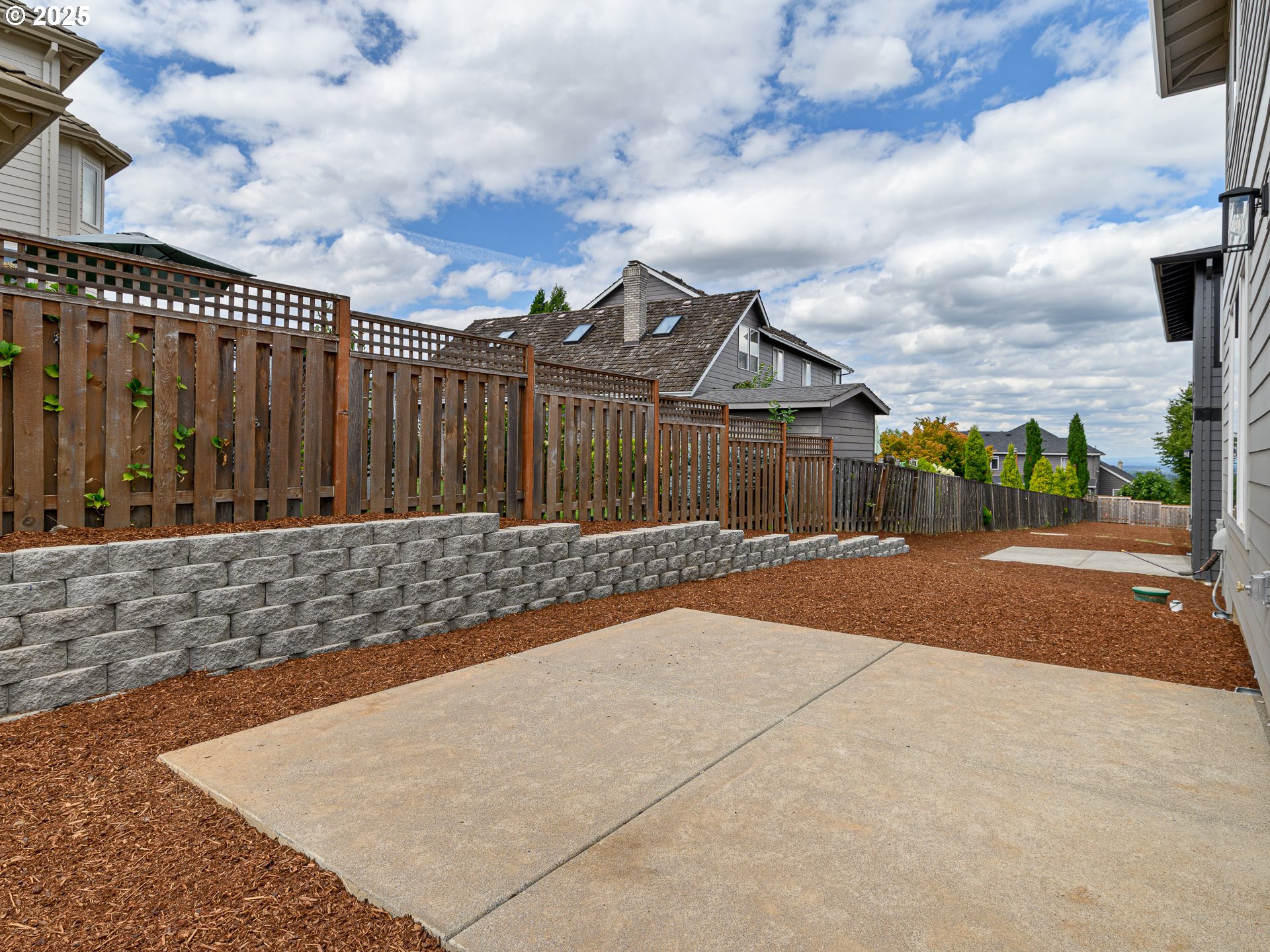 2271 Southwest Phyllis Place Gresham, OR 97080 - Photo 37 of 41