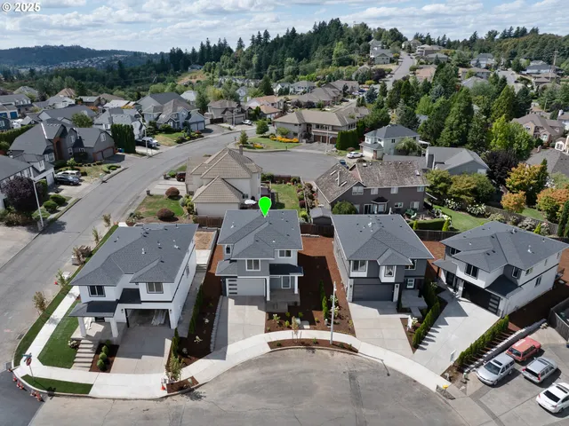 $649,900 | 2271 Southwest Phyllis Place, Gresham, OR 97080