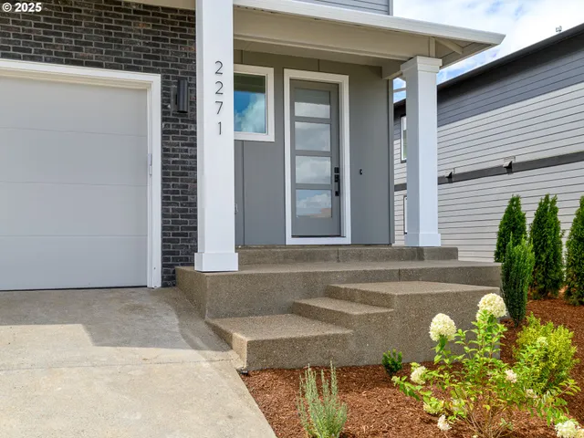 $649,900 | 2271 Southwest Phyllis Place, Gresham, OR 97080