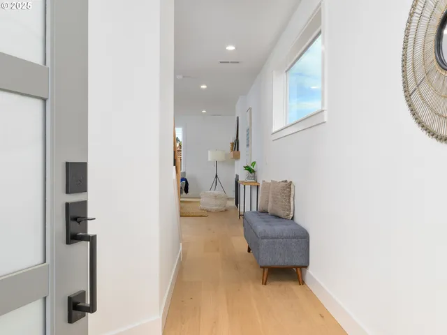 $649,900 | 2271 Southwest Phyllis Place, Gresham, OR 97080