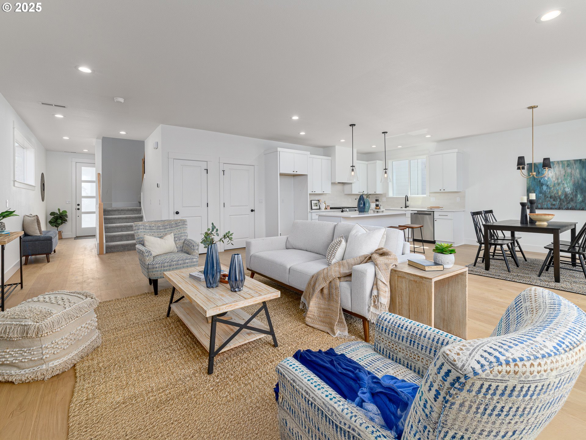 2271 Southwest Phyllis Place Gresham, OR 97080 - Photo 8 of 41