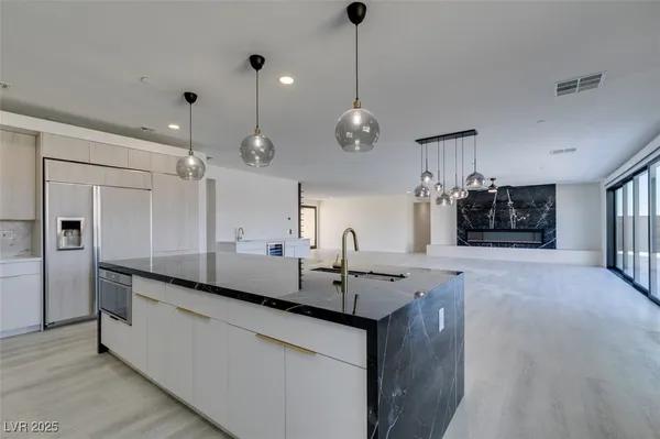 $1,575,000 | 8741 Grand Pass Court, Las Vegas, NV 89113