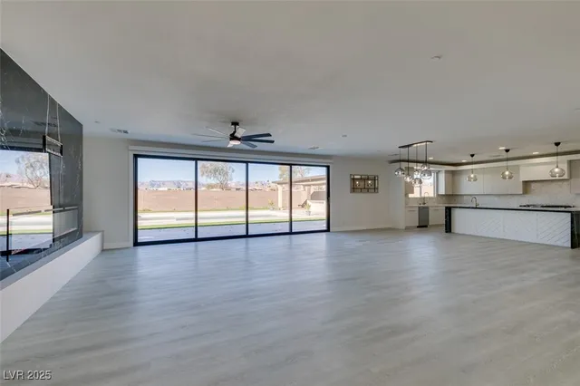 $1,625,000 | 8741 Grand Pass Court, Las Vegas, NV 89113