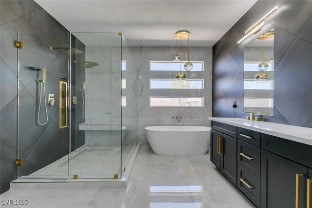 $1,625,000 | 8741 Grand Pass Court, Las Vegas, NV 89113