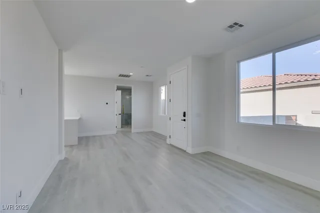$1,625,000 | 8741 Grand Pass Court, Las Vegas, NV 89113