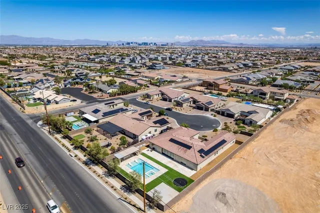 $1,625,000 | 8741 Grand Pass Court, Las Vegas, NV 89113