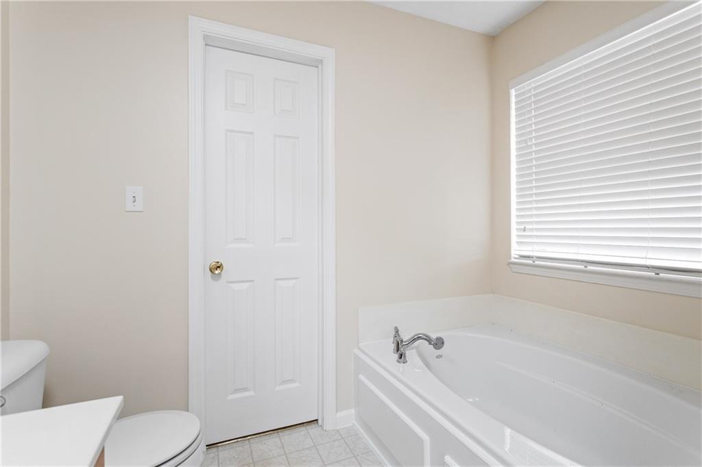1407 Fall Ridge Drive Brownsburg, IN 46112 - Photo 15 of 25