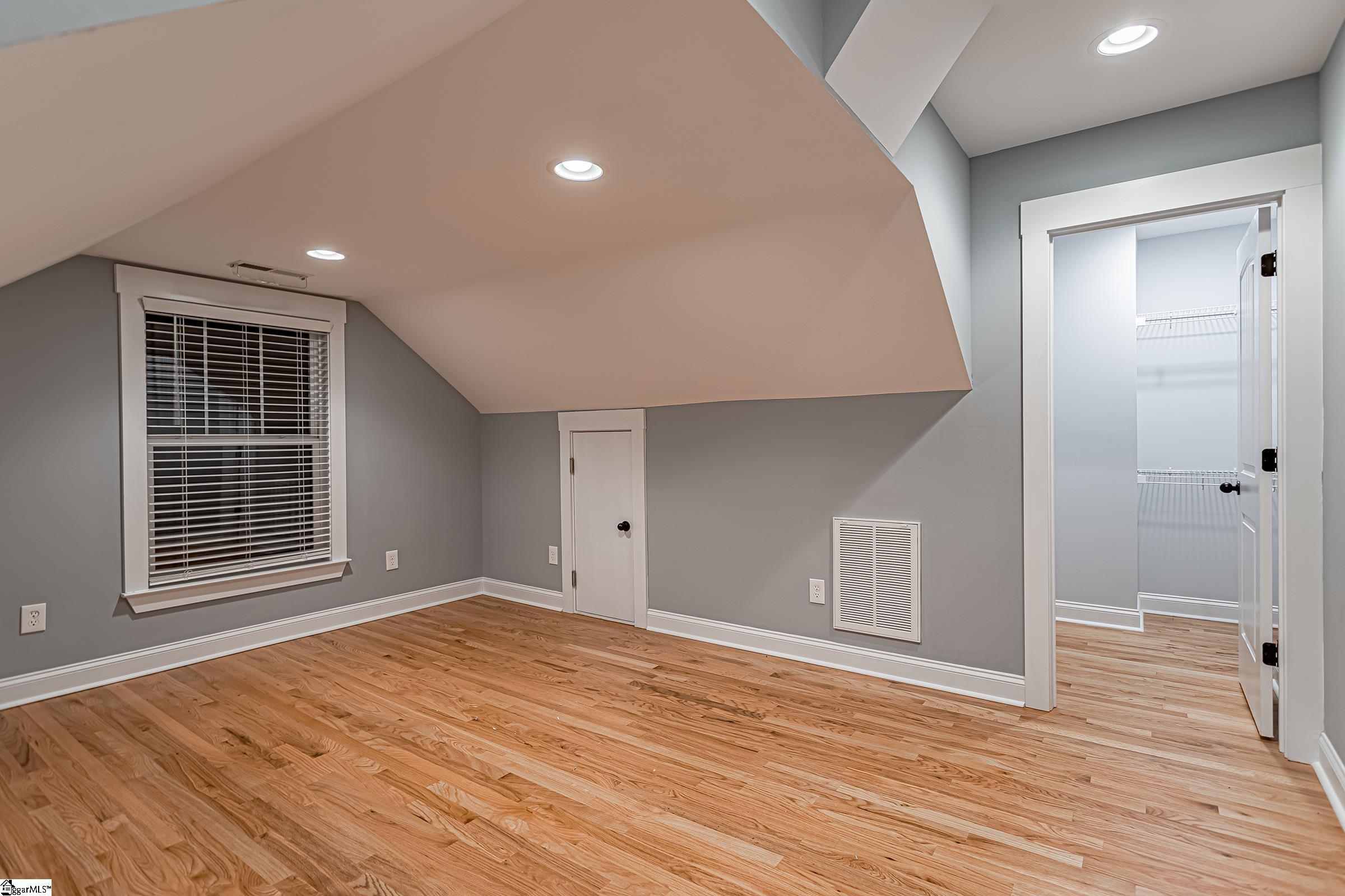 300 Ridgecrest Drive Greenville, SC 29609 - Photo 30 of 36 Gallery Image 30