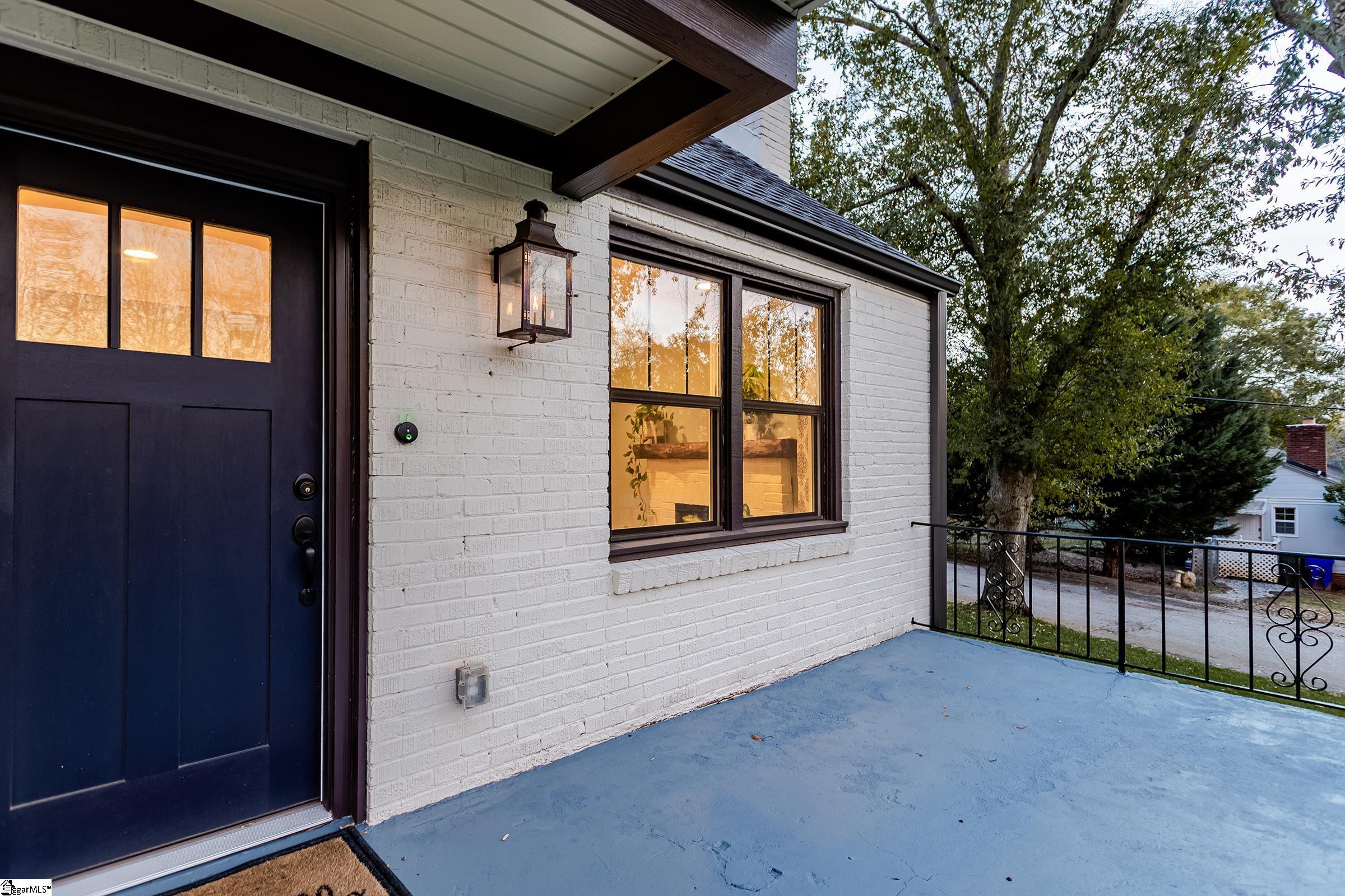 300 Ridgecrest Drive Greenville, SC 29609 - Photo 5 of 36 Gallery Image 5