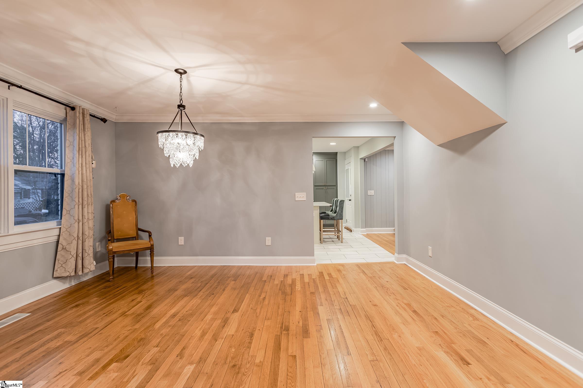 300 Ridgecrest Drive Greenville, SC 29609 - Photo 9 of 36 Gallery Image 9