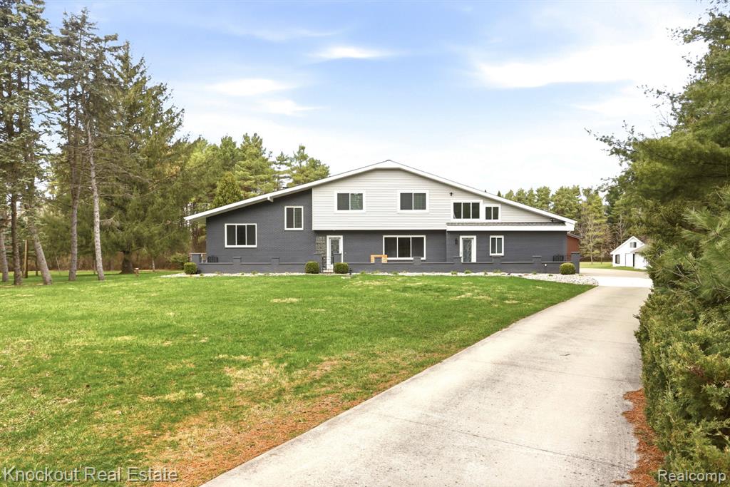 9239 Lange Road Birch Run, MI 48415 - Photo 7 of 75