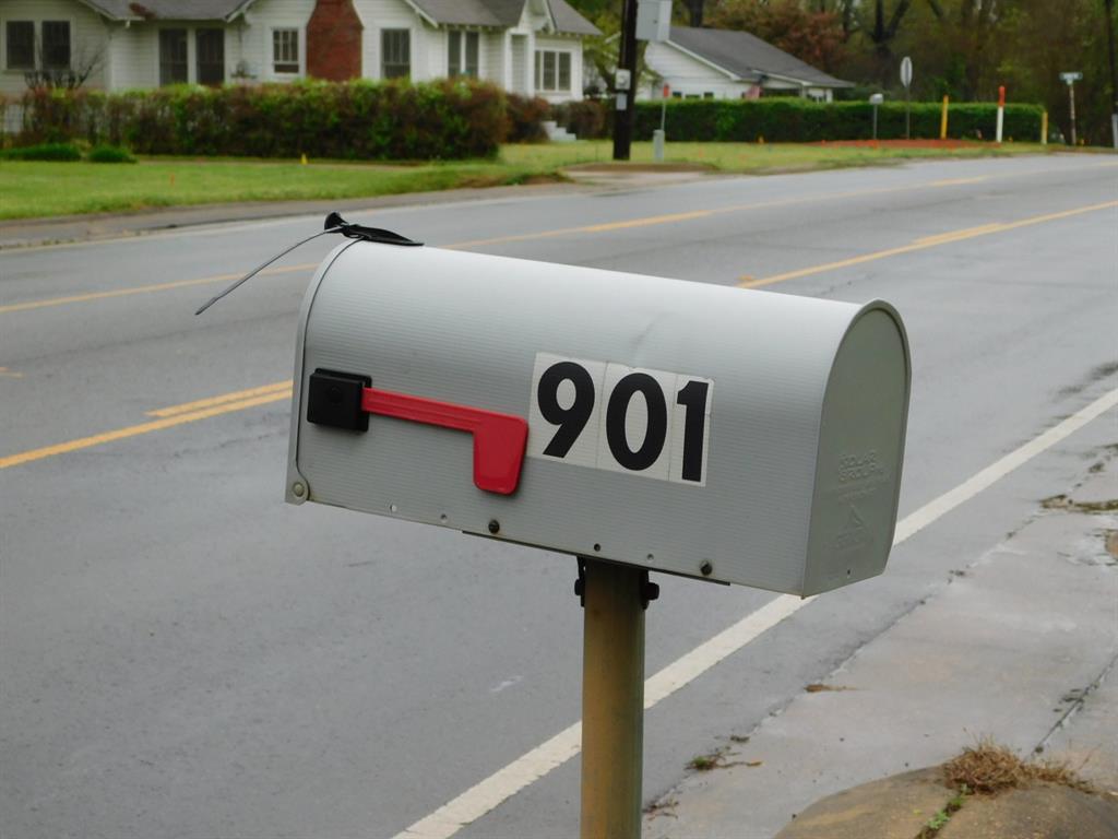 901 North Arkansas Street Springhill, LA 71075 - Photo 3 of 26 View of details