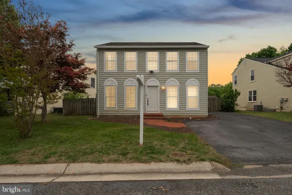 $724,999 | 11604 Ranch Lane, North Potomac, MD 20878