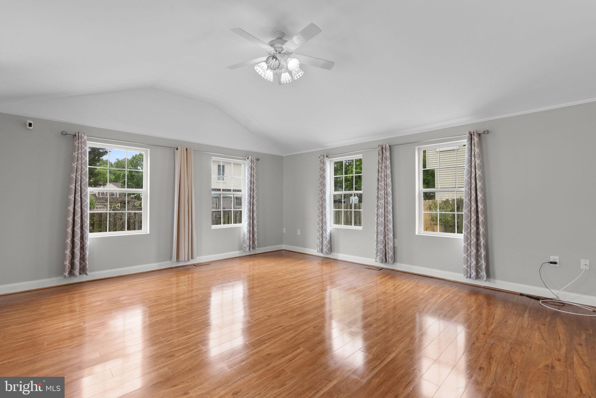 11604 Ranch Lane North Potomac, MD 20878 - Photo 7 of 17