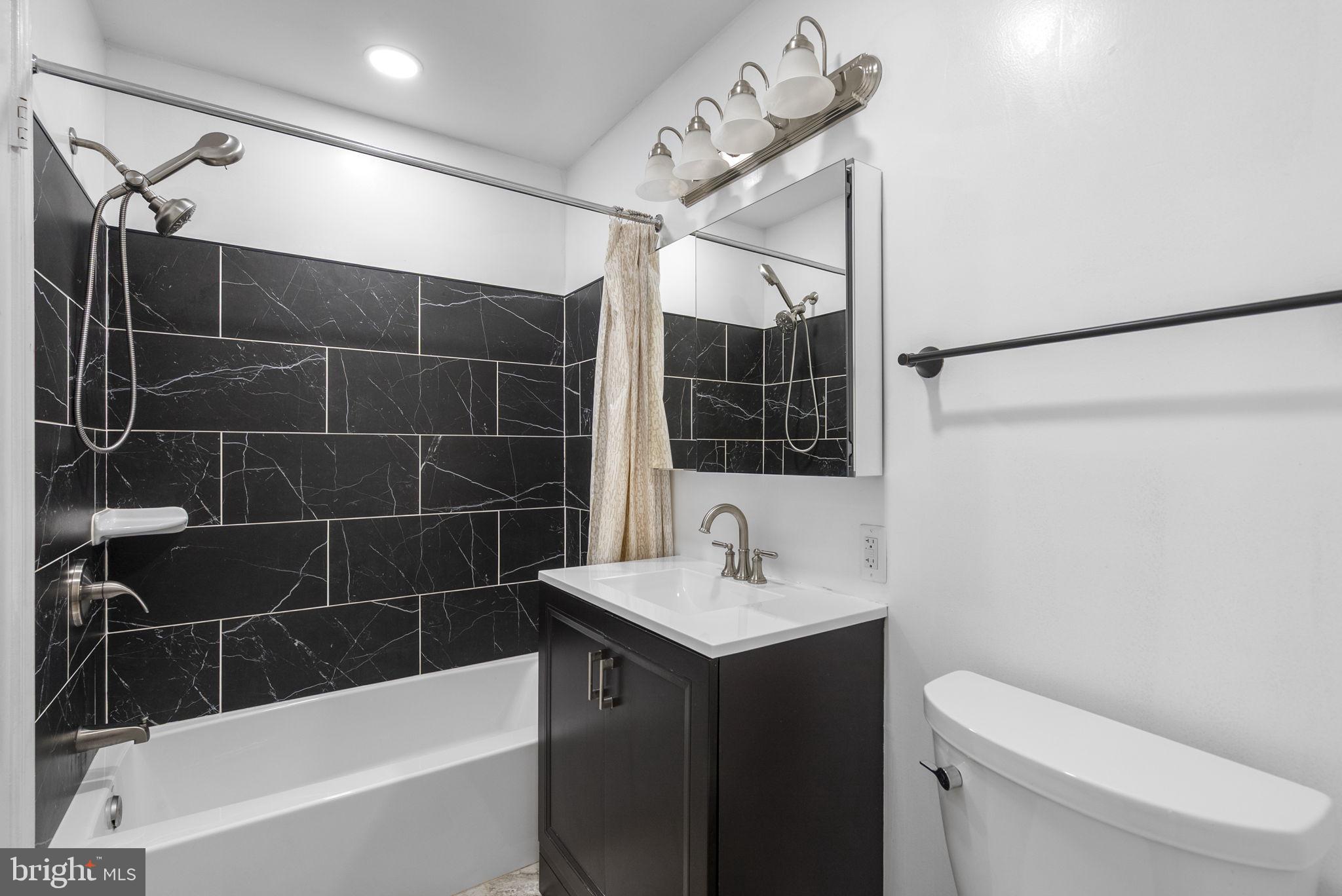 11604 Ranch Lane North Potomac, MD 20878 - Photo 9 of 17